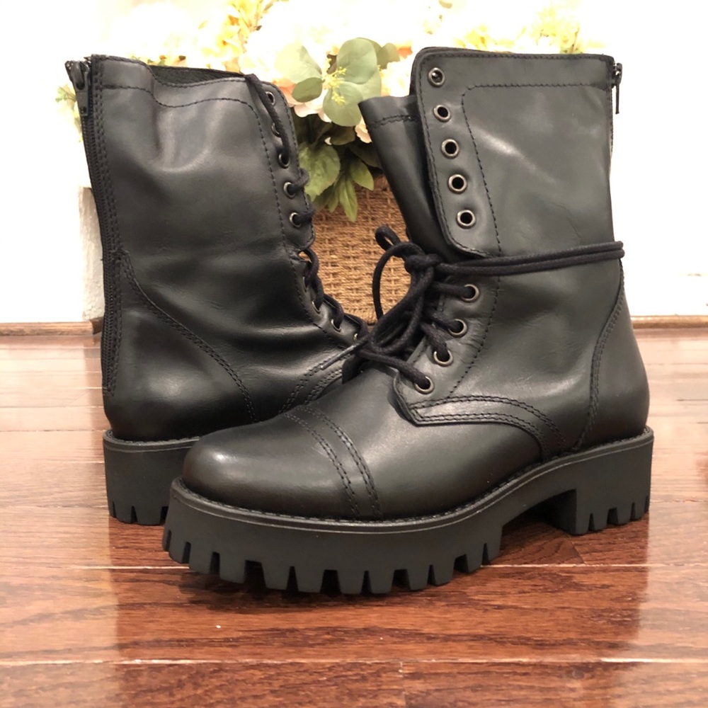 NWB Steve Madden Leather Lace-up Combat Boot (8.5)